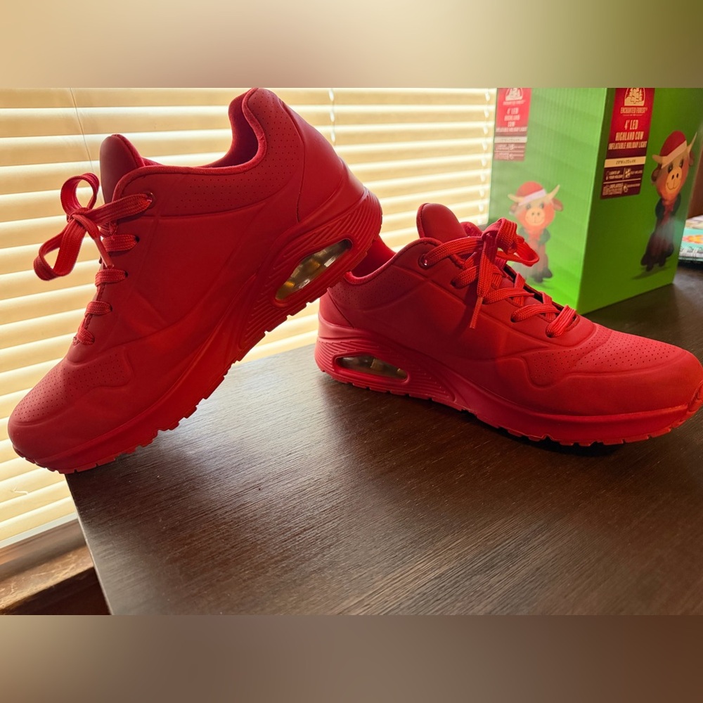 Skechers Vibrant Red Women's Sneakers